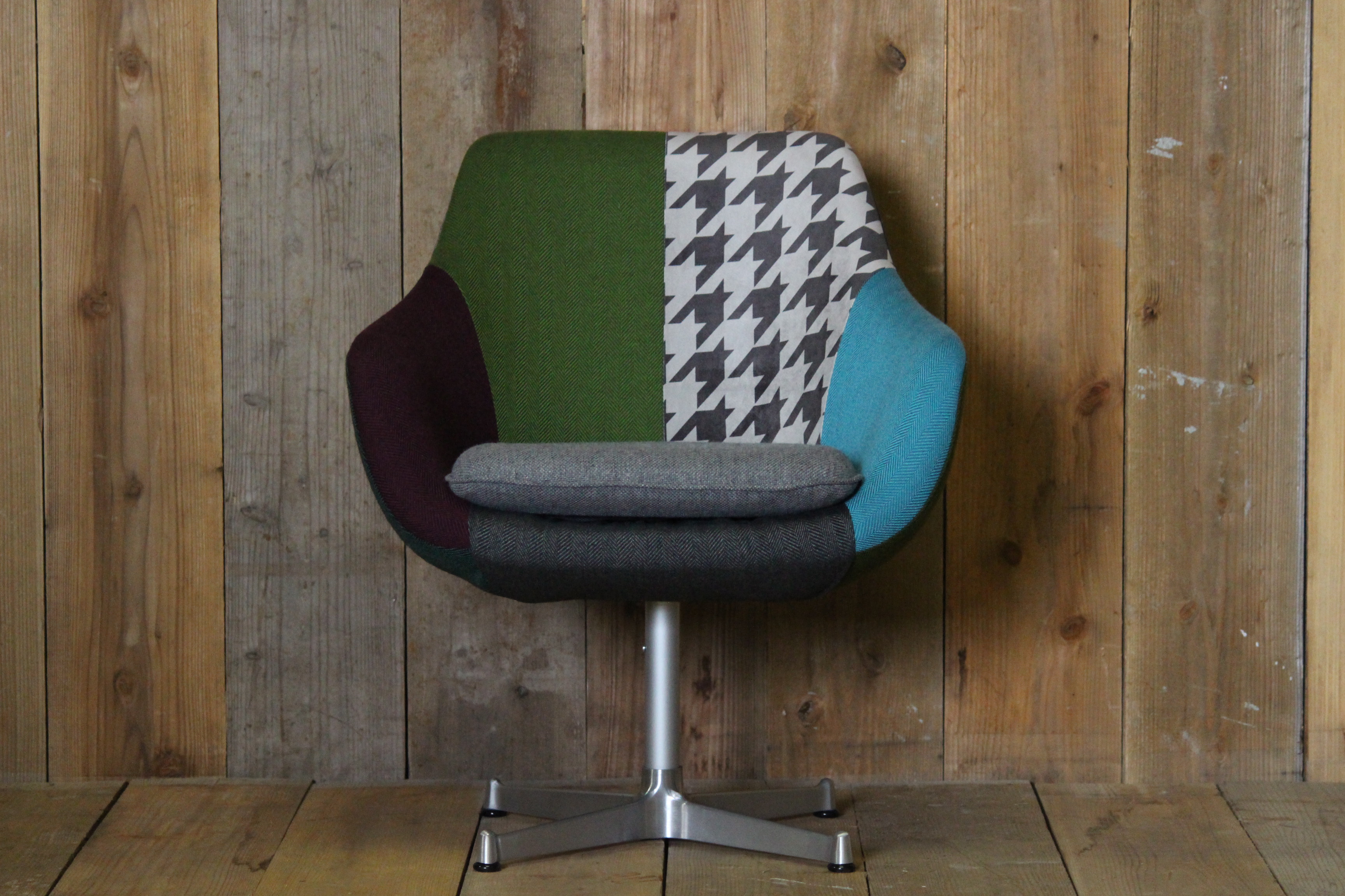 Cosmic Chair Xtype/コスミックチェア エックスタイプ - SWITCH Online