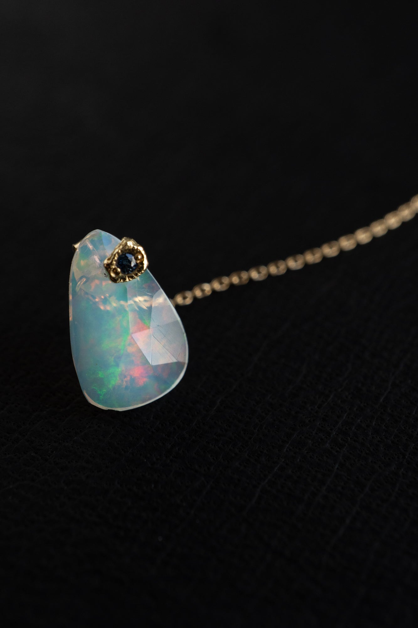 MONAKA jewellery モナカジュエリー flat Opal Pierce オパールピアス K18