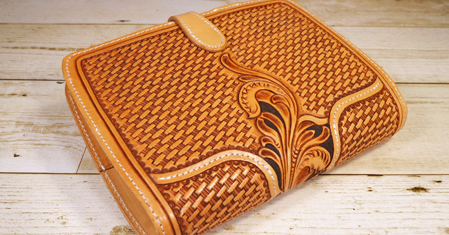 革のシステム手帳：バイブルサイズ：フラワーカービング：：手作り革製品