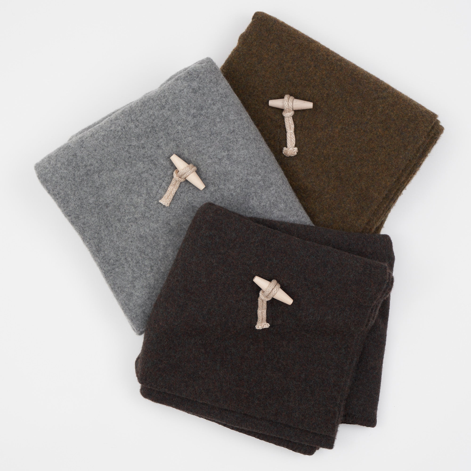 50%OFF / loomer］Shetland Wool Plain Blanket Poncho – pate.