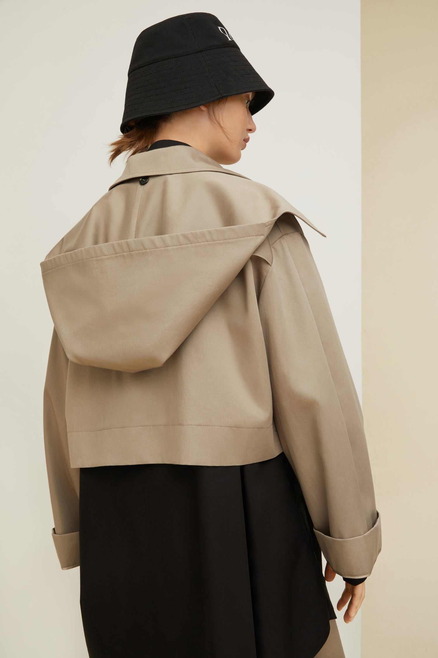 PATOU フード付きベージュパーカー XS PATOU フード付きベージュ