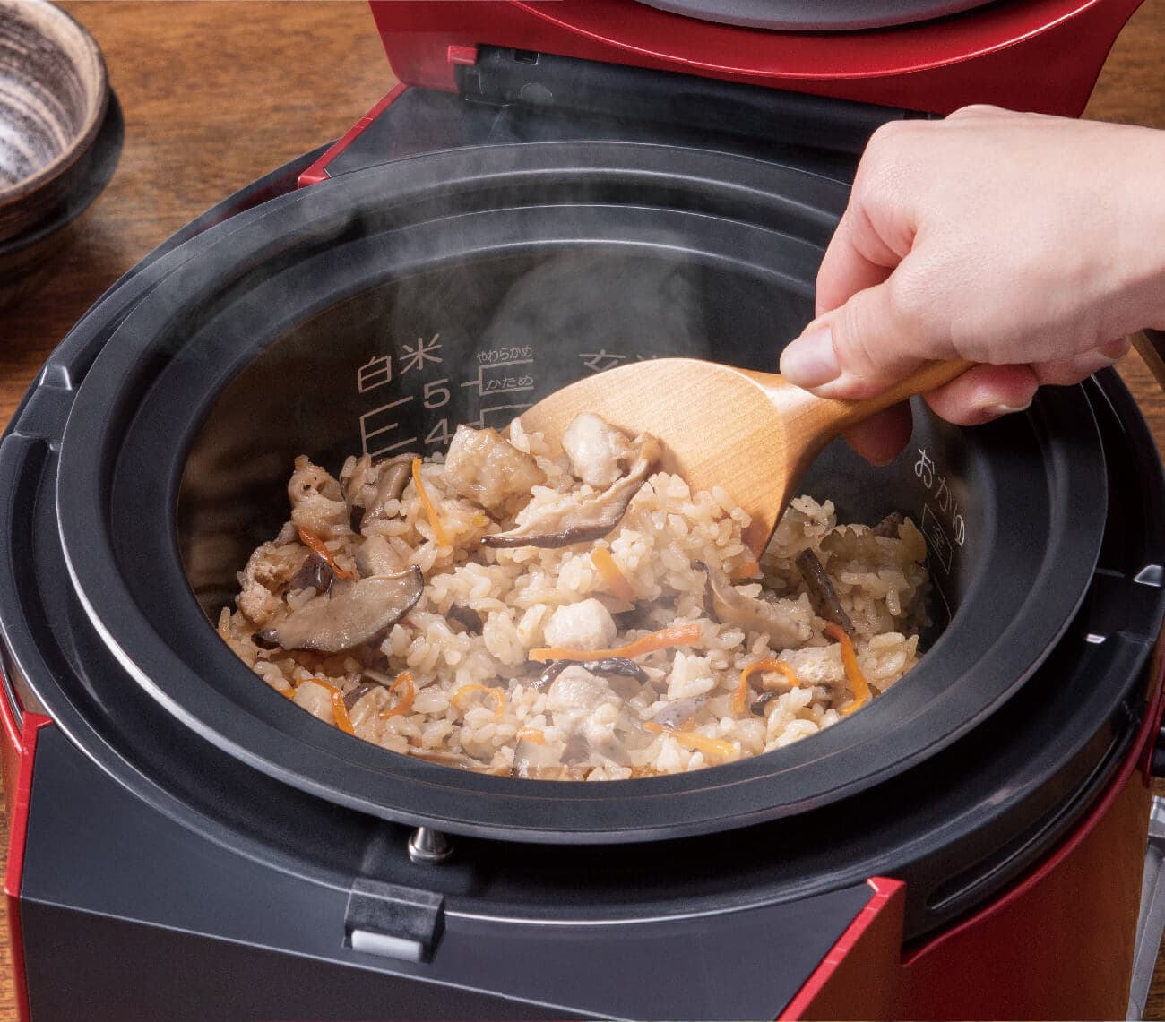 MOKAパロマ炊飯器 炊きわざ｜洗練されたデザインと多機能炊飯器