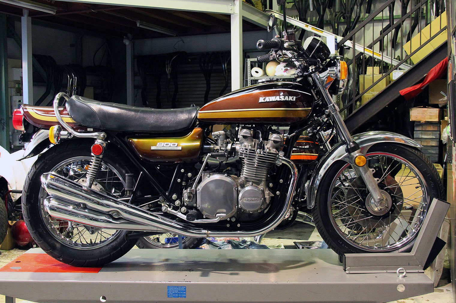 Z1｜Selling Motorcycle｜KAWASAKI Z 専門店 PAMS（パムス）