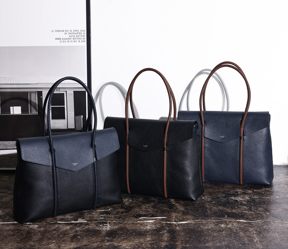 限定カラーのフラップトートバッグが発売開始