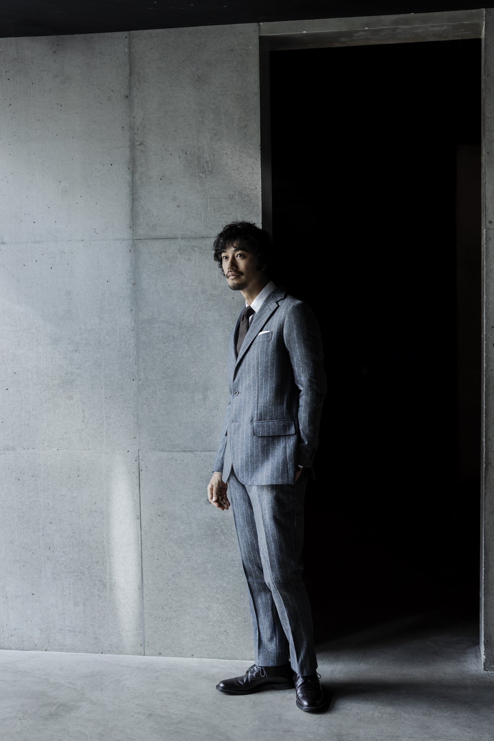 斎藤工が今秋着こなす、ユニバーサルランゲージ メジャーズの