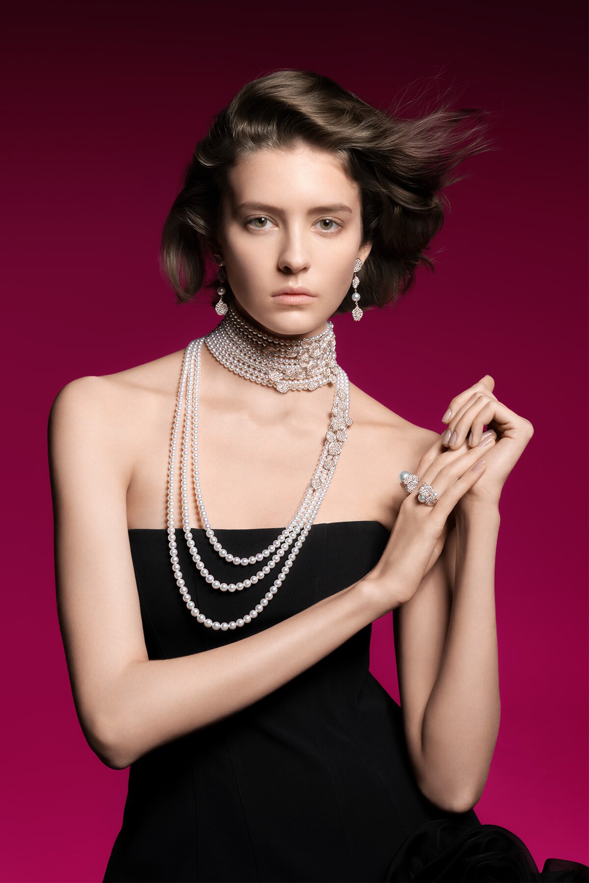 ヴァンドーム広場に舞うバラの花びらをイメージした、ミキモトの新作