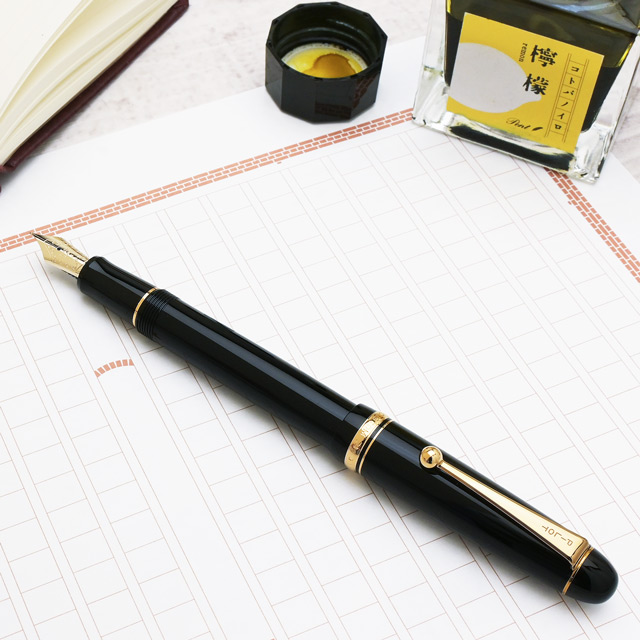 PILOT（パイロット） 万年筆 カスタム74 ブラック FKKN-12SR-B | ペン