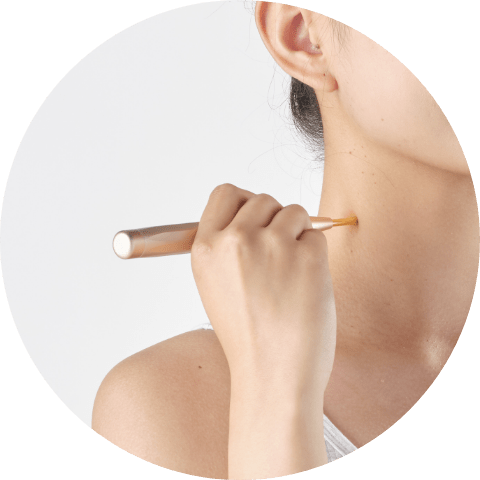 押して、ほぐすセルフケア｜ファイテン LEDプッシュスティック｜製品