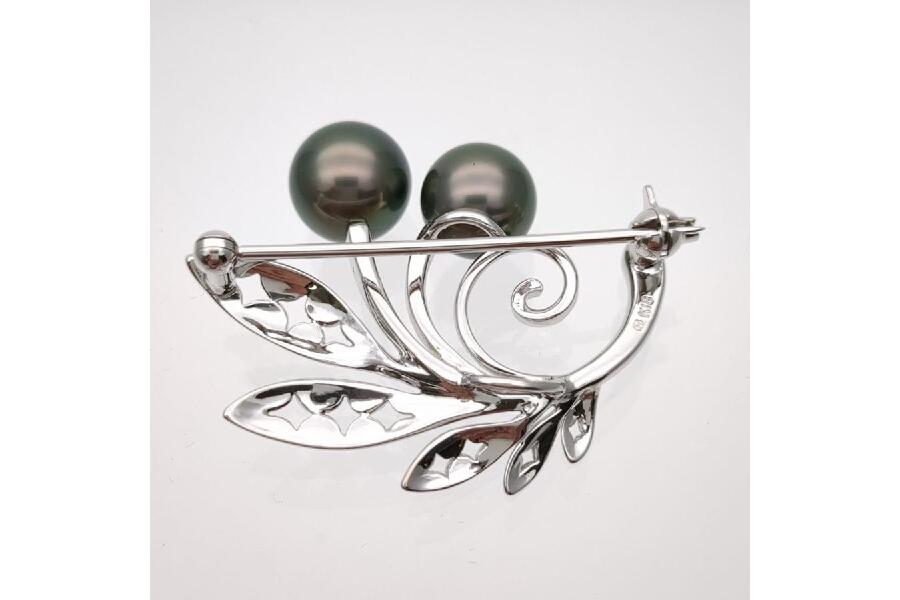 ミキモト パールブローチ K18 7.4g 真珠 9mm 8mm グレー MIKIMOTO 磨き