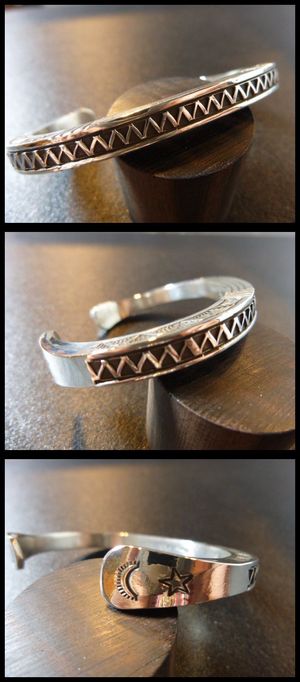 ナバホ Wylie・Secatero スタンプワーク ヘビーゲージバングル