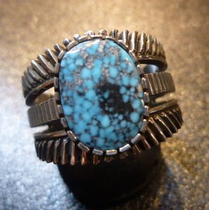 ナバホ Patricia・Bedonie パットベドニー シルバー×ターコイズ付 リング