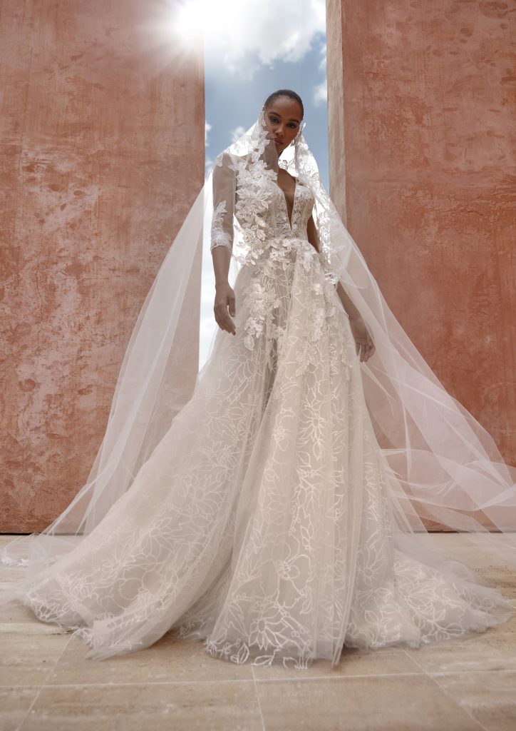 FLAMINIA ｜Aライン｜ウエディングドレス｜PRONOVIAS（プロノビアス