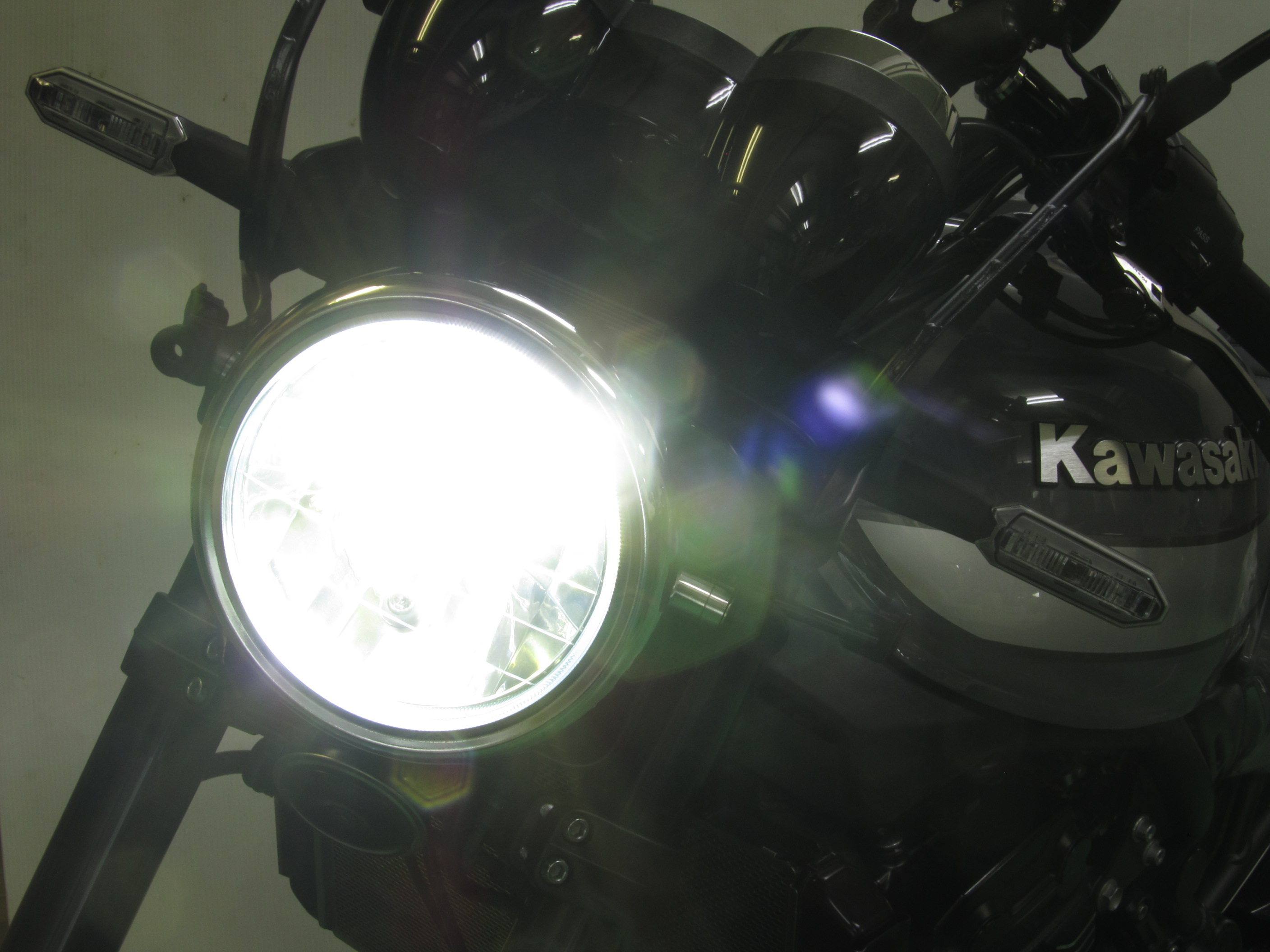 LEDヘッドライトバルブkitライトレス Kawasaki Z900RS / CAFE / SE['18