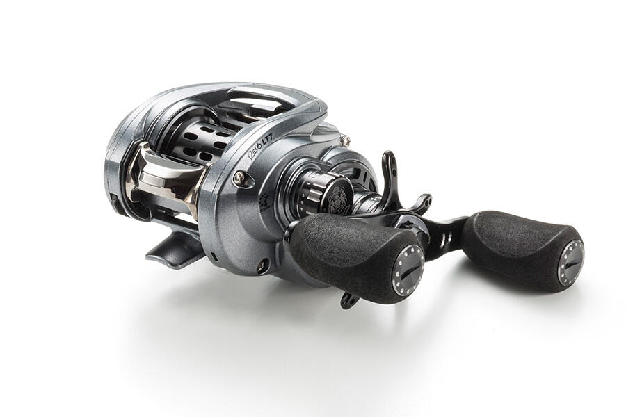 アブガルシア 16Revo LV7 32mm左 美品 アブガルシア 16Revo LV7 32mm左