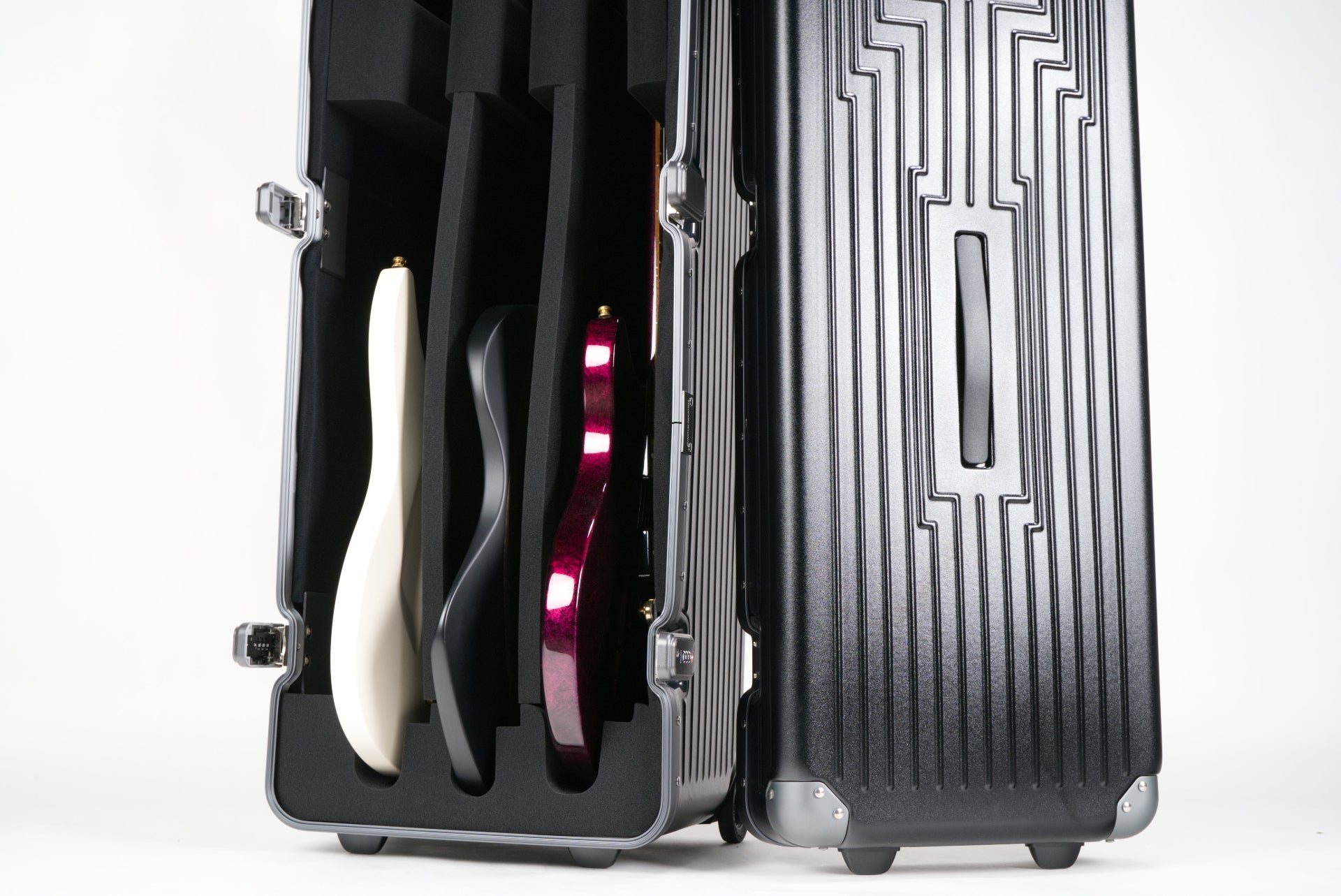 GTX - 三本用エレキギターハードケース