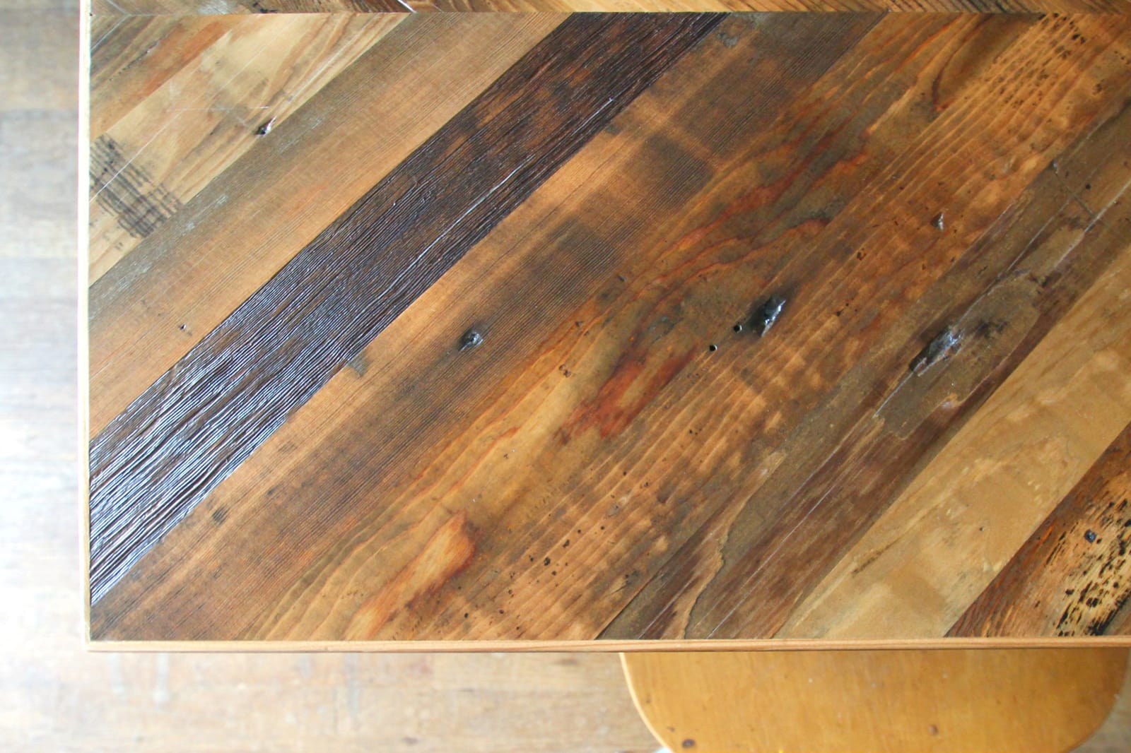 古材天板 ヘリンボーン1200×600 | PS-TT008-04-G005 | テーブル天板