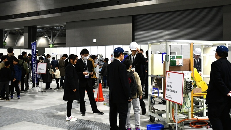 過去最多の16チームが成果を披露／第3回高校生ロボットSIリーグ