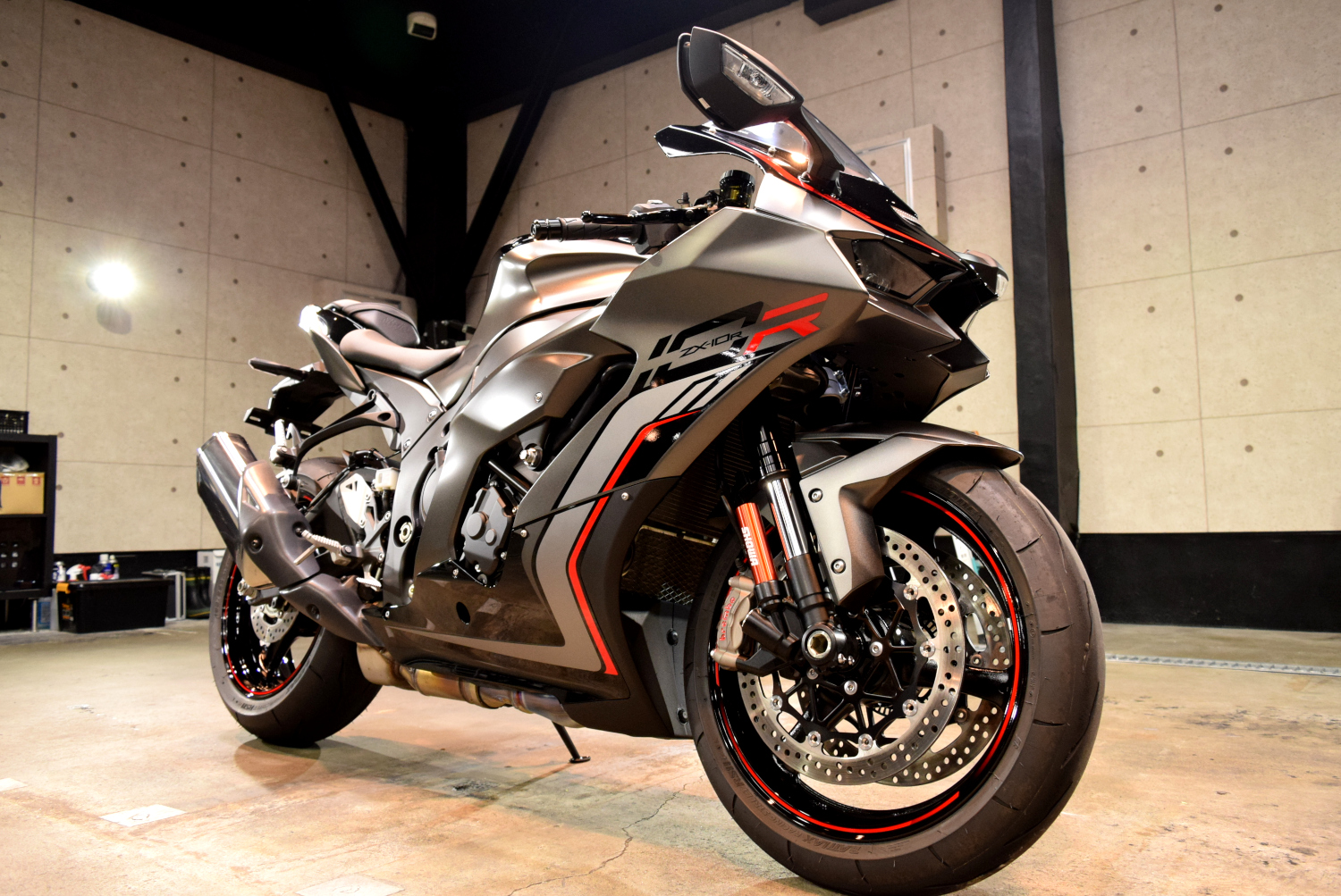 ZX-10Rのコーティング完了！ | - 洗練された技術で愛車を守る