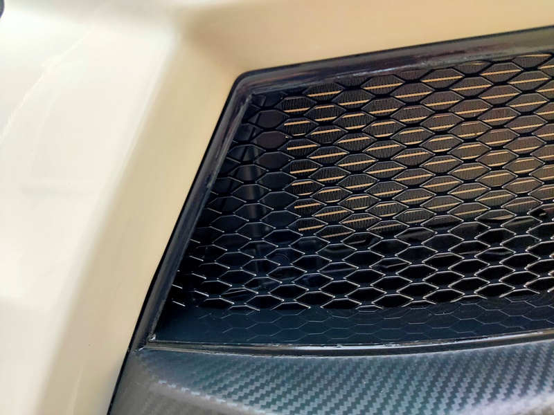 グリル自作】スイスポ(ZC33S)ハニカムをメッシュへ加工でお得に