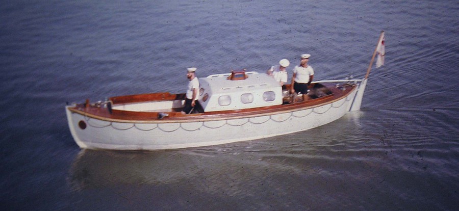 Royal Canadian Navy : HMCS St Laurent, 1964