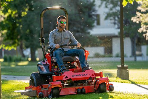Gravely Pro-Turn ZX 52″ Zero Turn Mower 991289 – Revell Outdoor Power