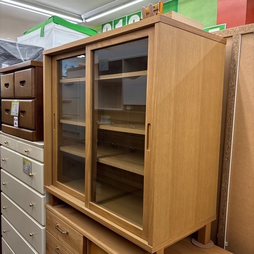 無印良品 MUJI 木製キャビネット ガラス引戸 オーク材】をお買取りさせ