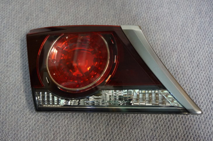 トヨタ クラウンアスリート テール（J-FRONTIER）AWS210