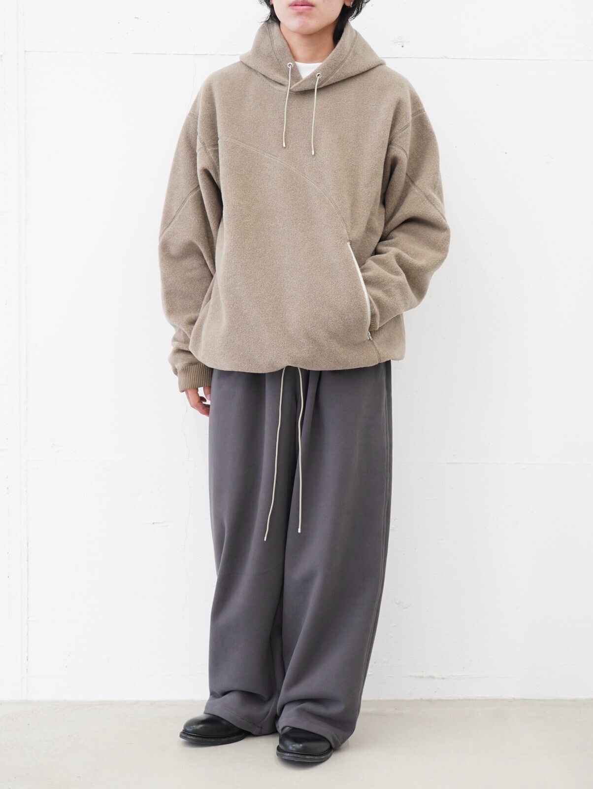 アベリアエドワードゴーチャのスタイリング｜公式通販サイト - リロープ