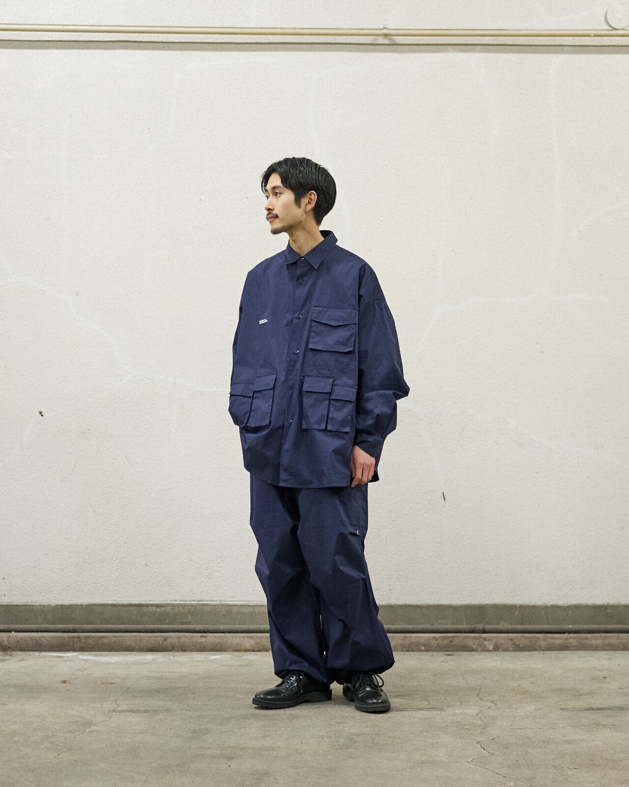 タイプライターアップワードカーゴポケットパンツ - フレッシュ