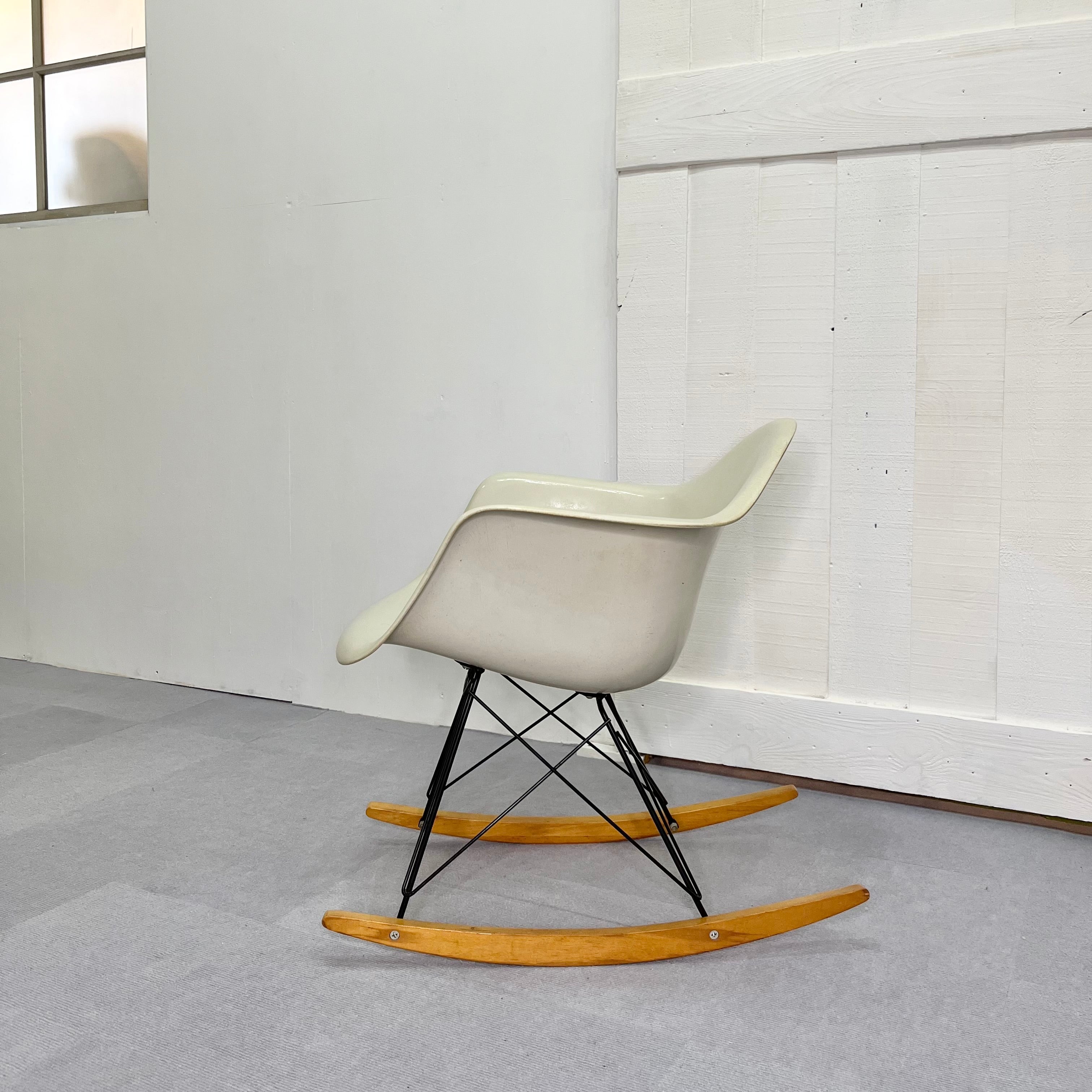 ハーマンミラー / Herman Miller アームシェルチェア FRP ロッカー