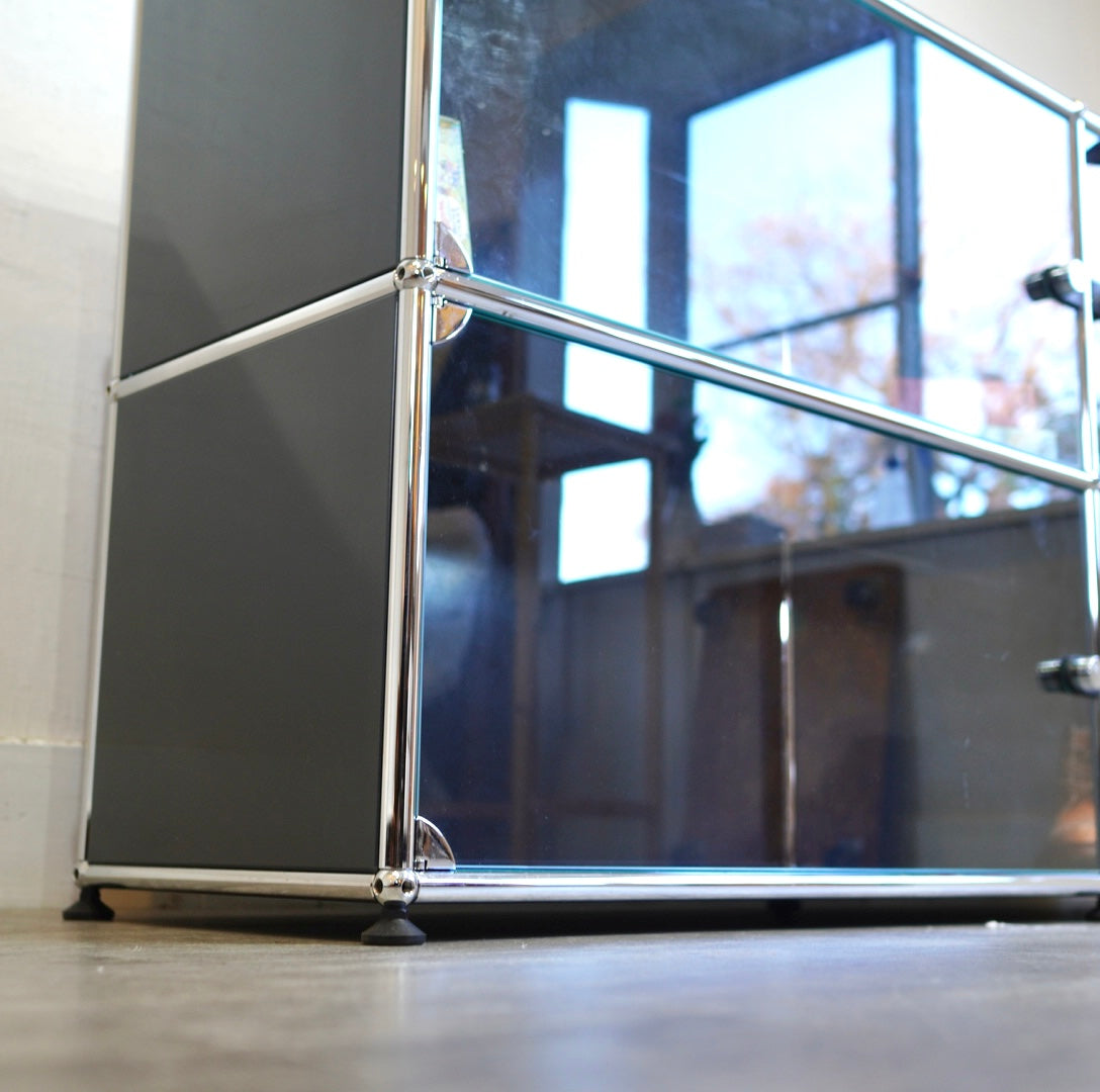 USMハラー / USM Haller モジュラーキャビネット 2列2段 ガラスドア