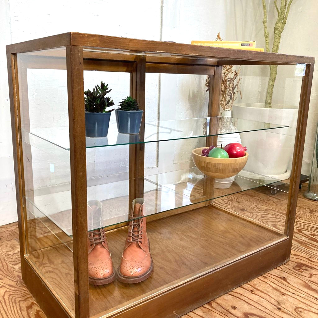 古い木味フレームのガラスショーケース パンケース 陳列棚