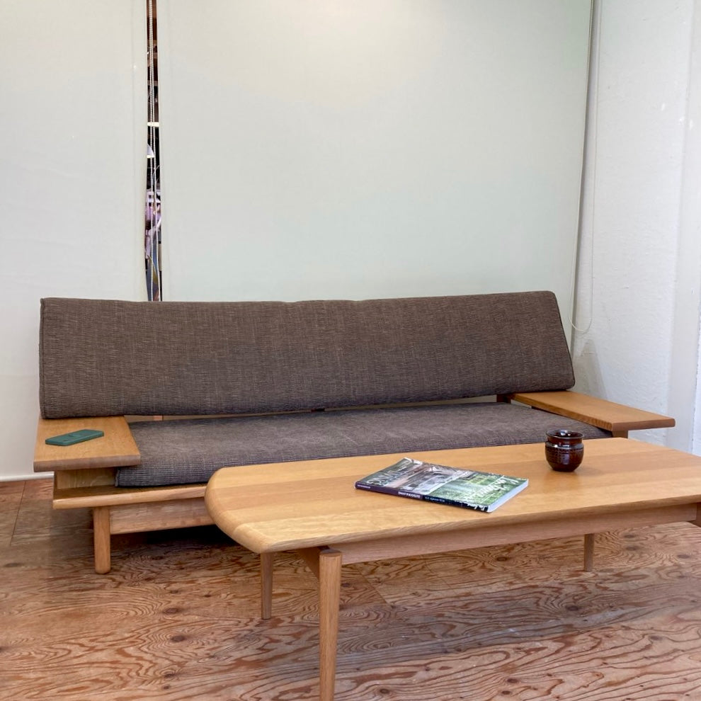 飛騨産業 / HIDA キツツキ 森のことば 3Pソファ ローソファ 節なし特注