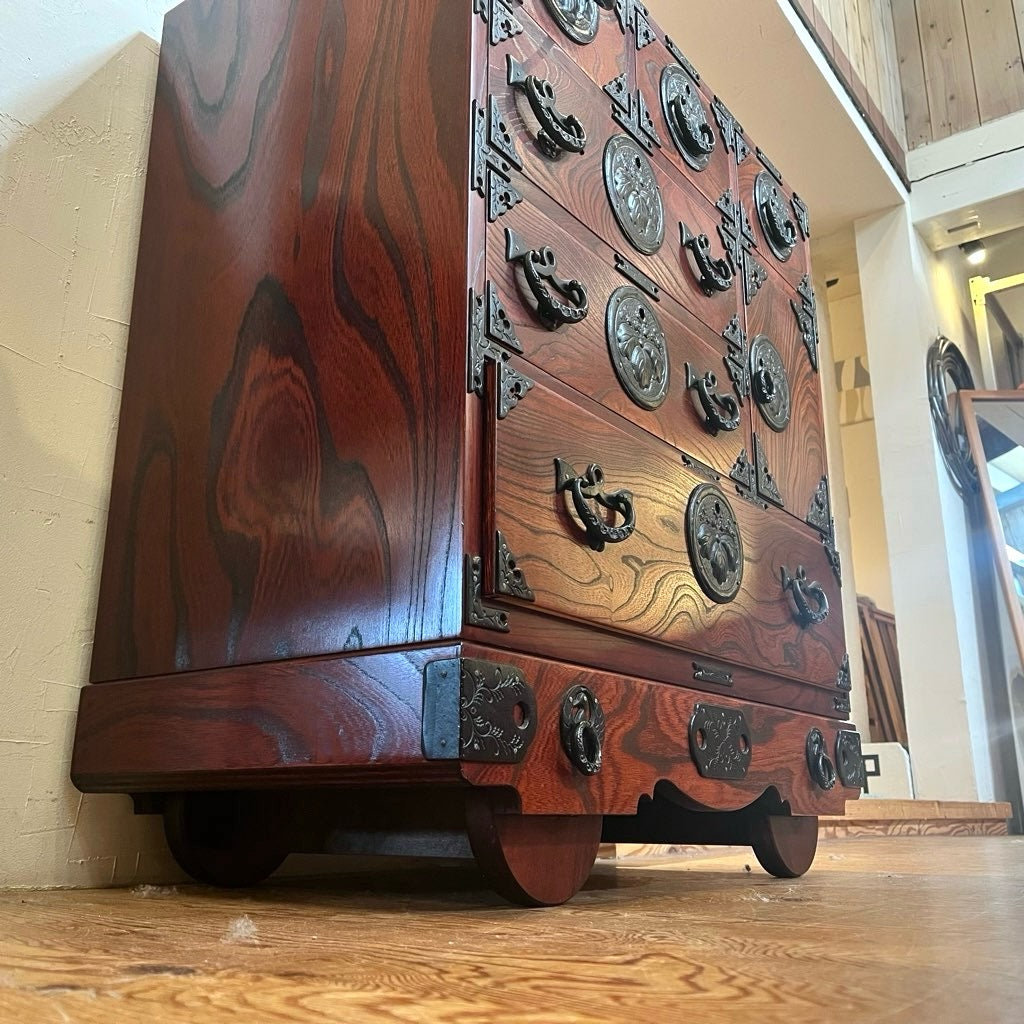 岩谷堂箪笥 車箪笥 和家具 4段 中古 日本 伝統 渋い 工芸 鍵付き