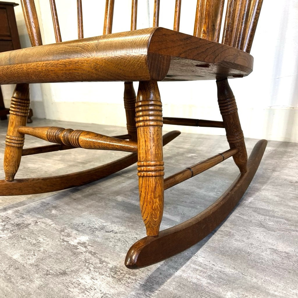 飛騨産業 / HIDA 穂高 ロッキングチェア キツツキマーク 中古 揺れ椅子