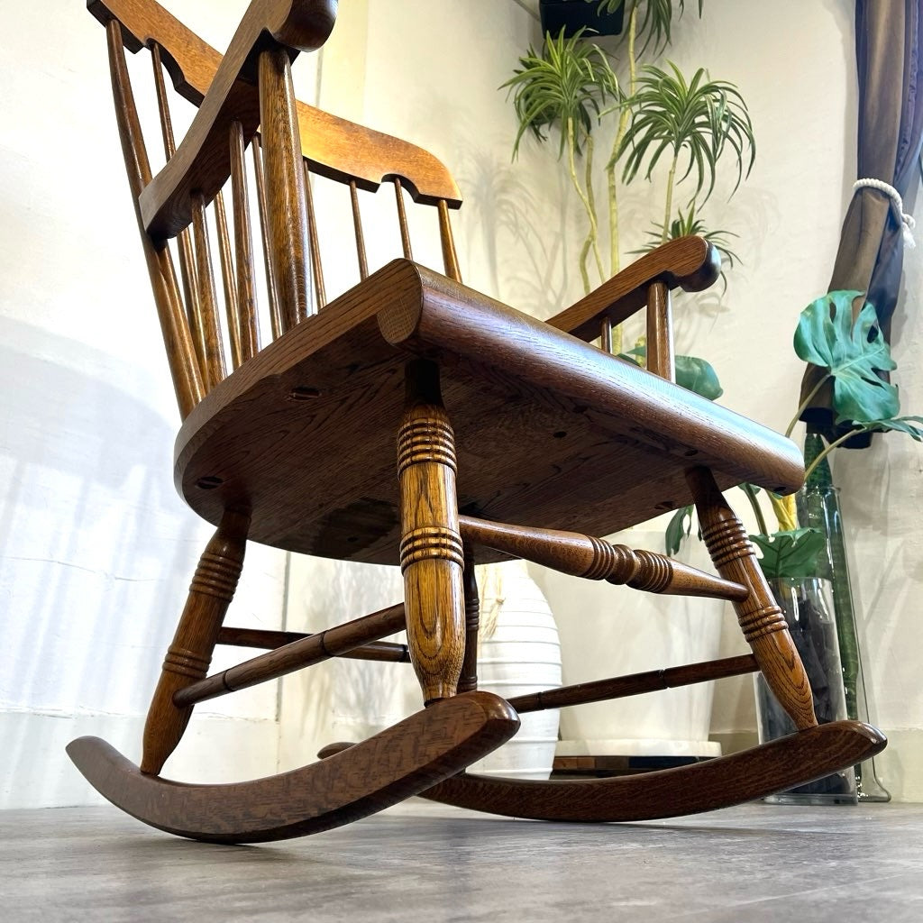 飛騨産業 / HIDA 穂高 ロッキングチェア キツツキマーク 中古 揺れ椅子