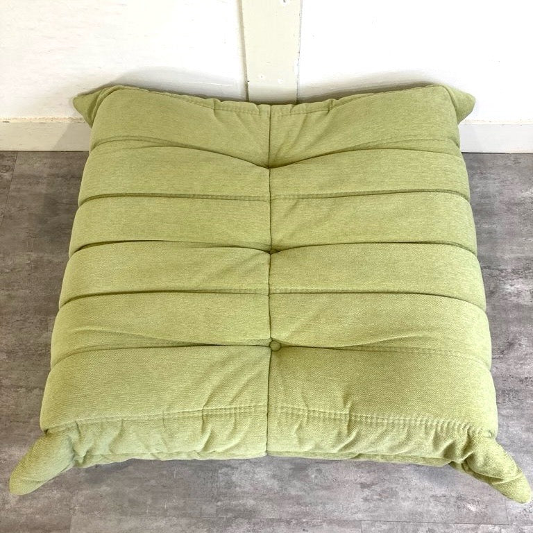 リーン・ロゼ / ligne roset トーゴ パフ オットマン グリーン 中古 床座