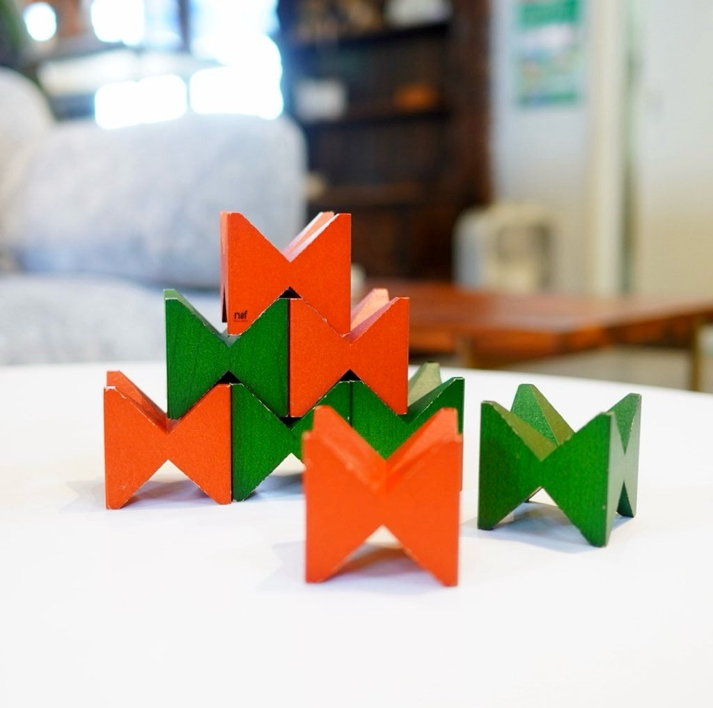 ネフ / Naef ネフスピール 積み木 おもちゃ 16ピース スイス製 木製