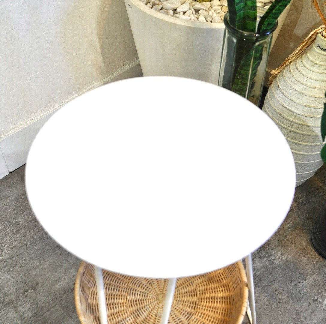 イデー / IDEE ワラビー / WALLABY サイドテーブル バスケット 白