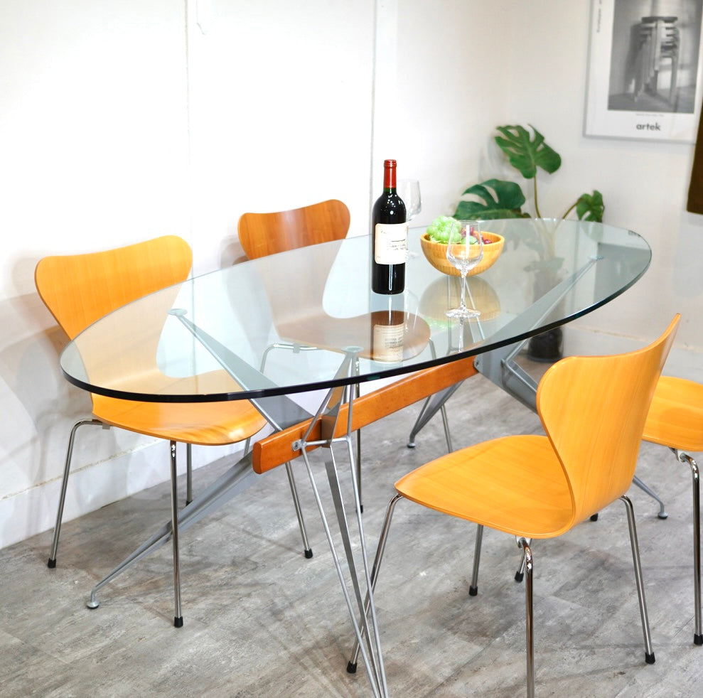 ファセム / Fasem T-38 ガラストップテーブル ダイニングテーブル