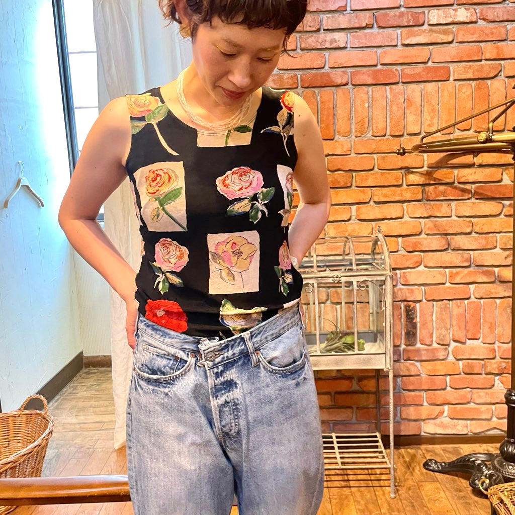 古着】80〜90s ヴィンテージ バラ柄 総柄 タンクトップ ノースリーブ