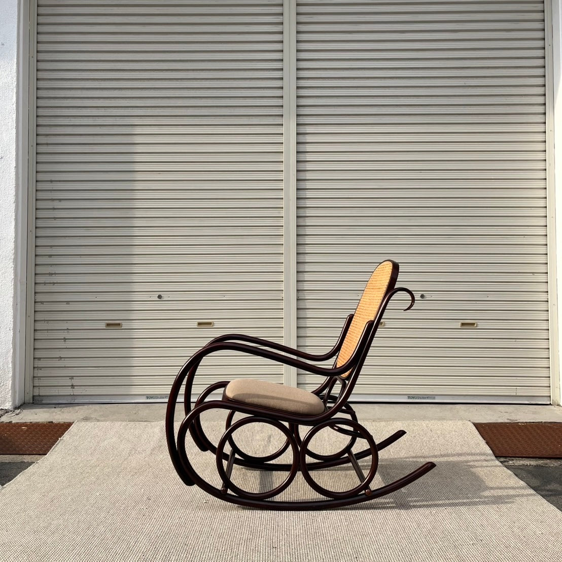 秋田木工 ベントウッド ロッキングチェア 曲木 籐編み 安寧椅子 中古