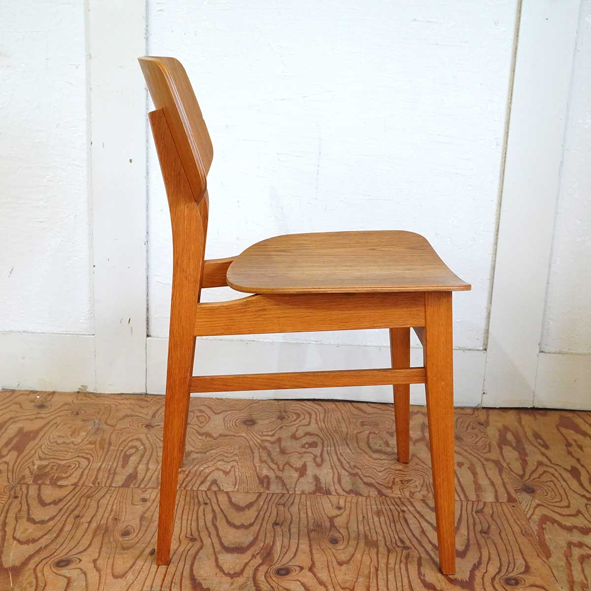 トラックファニチャー / TRUCK FURNITURE TORCH CHAIR - WOOD SEAT