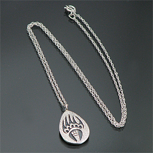 ホピ族 Mitchell Sockyma/ミッチェル・ソッキーマ ベアパウ トゥファー