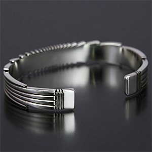 ナバホ族 Pat Bedonie 3/8” 14K サンバースト バングル 【送料無料】