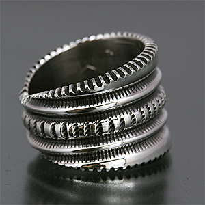 ナバホ族 Harrison Jim 3/4” インゴットシルバー チゼル リング 22号