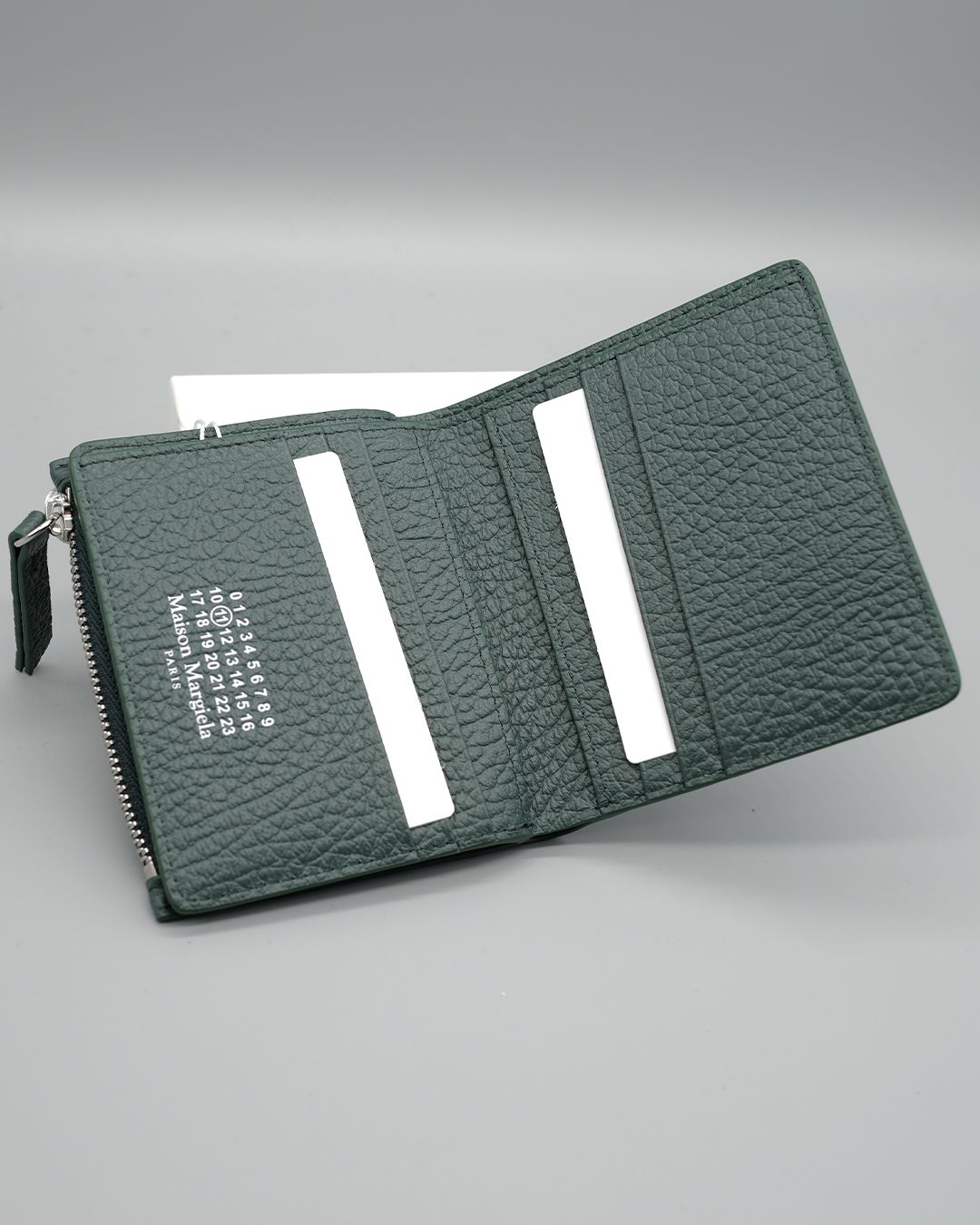 Maison Margiela - 4ステッチ フリップフラップ ウォレット | River