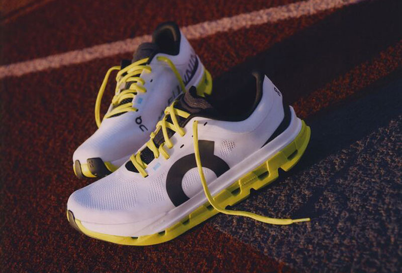 On最高峰のレーシングシューズから着想を得た新作ランニングシューズ