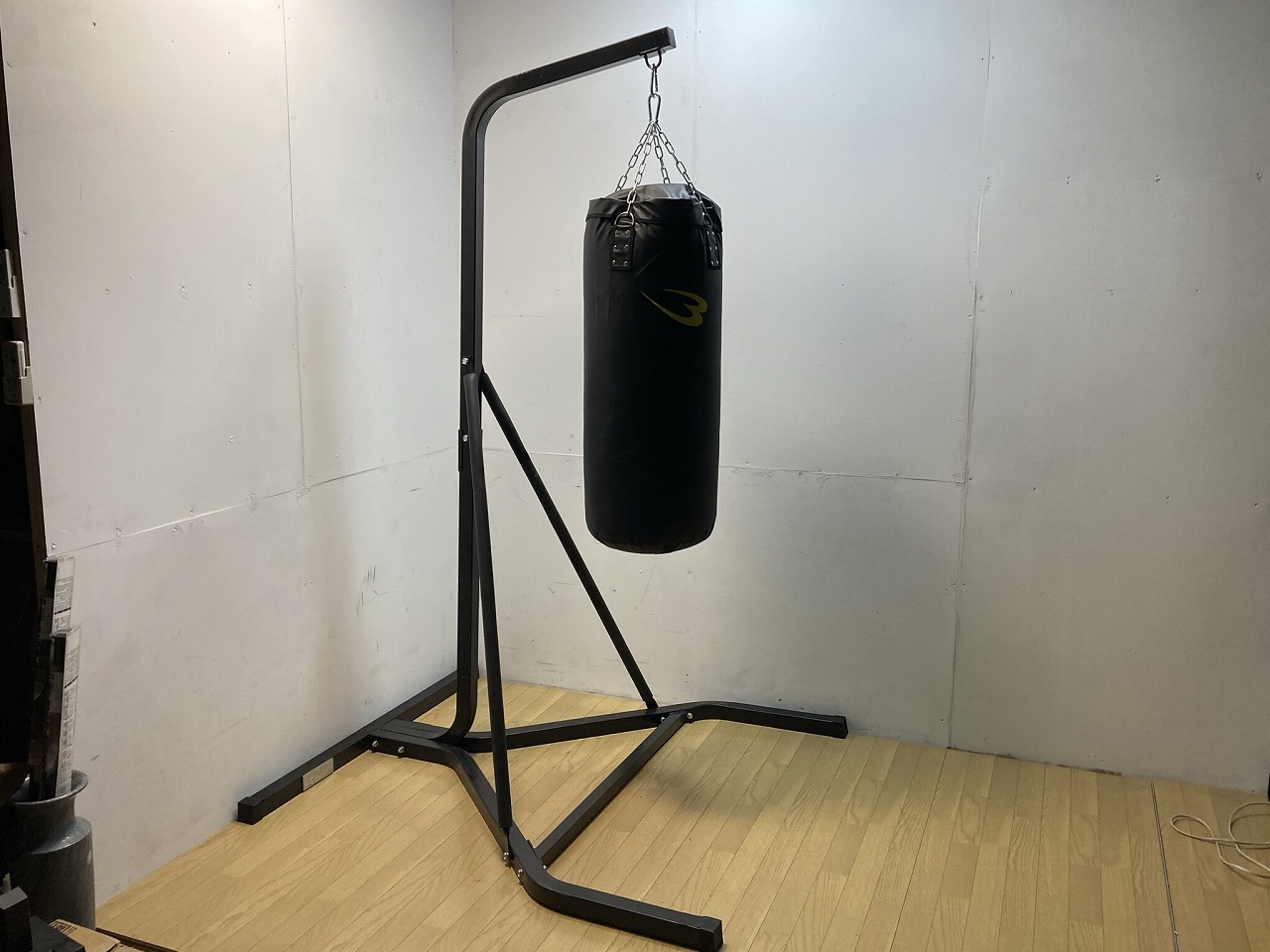 BODY MAKER ボディメーカー サンドバッグ 吊下げ式 搬入組み立て W135