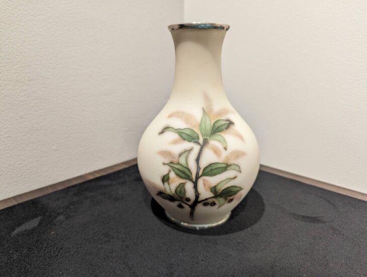 田村幸夫 作『七宝花瓶 万両』 ｜骨董品買取 緑和堂